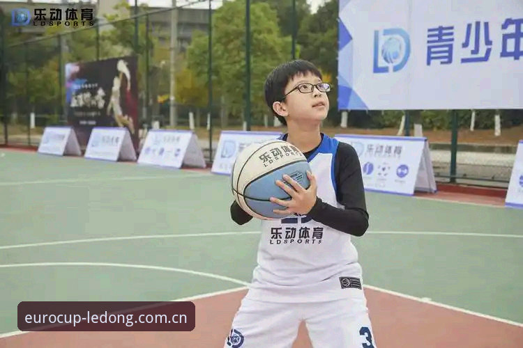 乐动体育稳定传输攻略实测：直播多线路聚合与协议调优